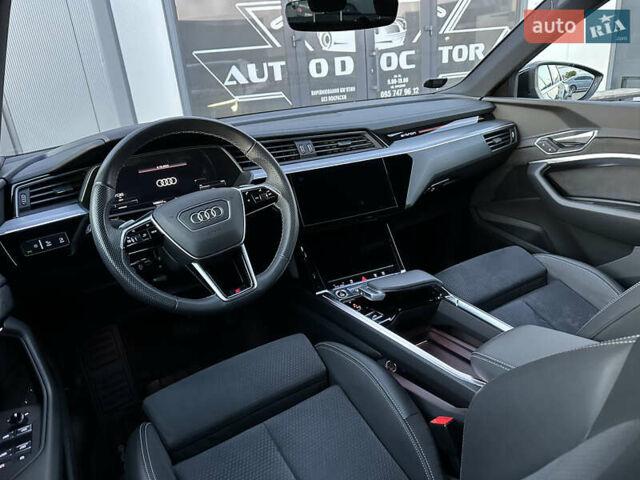 Черный Ауди E-Tron, объемом двигателя 0 л и пробегом 158 тыс. км за 31000 $, фото 39 на Automoto.ua