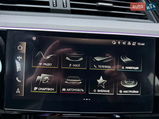 Черный Ауди E-Tron, объемом двигателя 0 л и пробегом 95 тыс. км за 38500 $, фото 34 на Automoto.ua