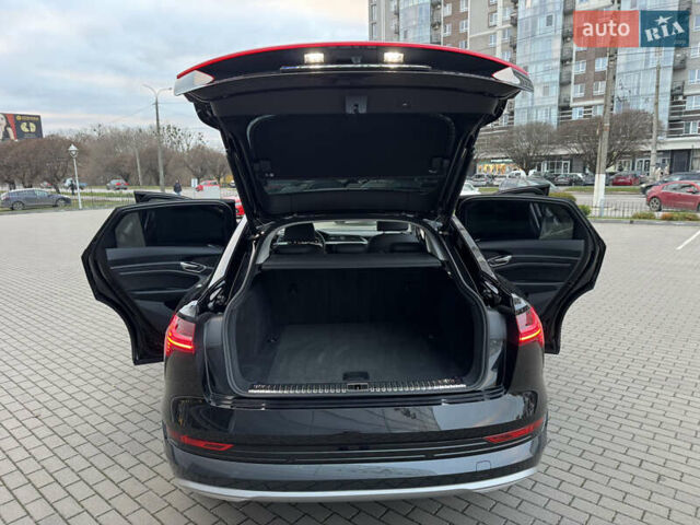 Чорний Ауді E-Tron, об'ємом двигуна 0 л та пробігом 35 тис. км за 37900 $, фото 51 на Automoto.ua