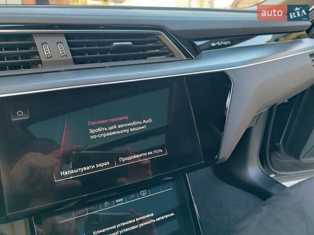 Черный Ауди E-Tron, объемом двигателя 0 л и пробегом 120 тыс. км за 35950 $, фото 39 на Automoto.ua