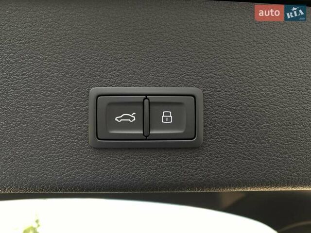 Черный Ауди E-Tron, объемом двигателя 0 л и пробегом 60 тыс. км за 48500 $, фото 115 на Automoto.ua