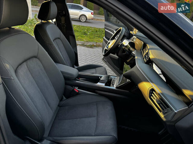 Черный Ауди E-Tron, объемом двигателя 0 л и пробегом 38 тыс. км за 37300 $, фото 29 на Automoto.ua