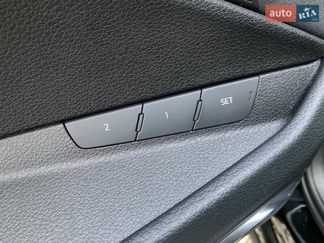 Черный Ауди E-Tron, объемом двигателя 0 л и пробегом 60 тыс. км за 48500 $, фото 12 на Automoto.ua