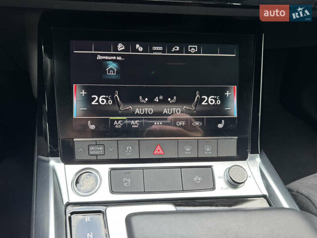 Черный Ауди E-Tron, объемом двигателя 0 л и пробегом 22 тыс. км за 37700 $, фото 49 на Automoto.ua