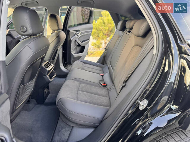 Ауди E-Tron 2023 в Хмельницком на Automoto.ua Черный Ауди E-Tron, объемом двигателя 0 л и пробегом 38 тыс. км за 37900 $, фото 18 на Automoto.ua