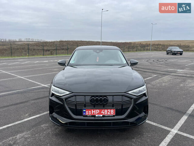 Чорний Ауді E-Tron, об'ємом двигуна 0 л та пробігом 22 тис. км за 33999 $, фото 1 на Automoto.ua