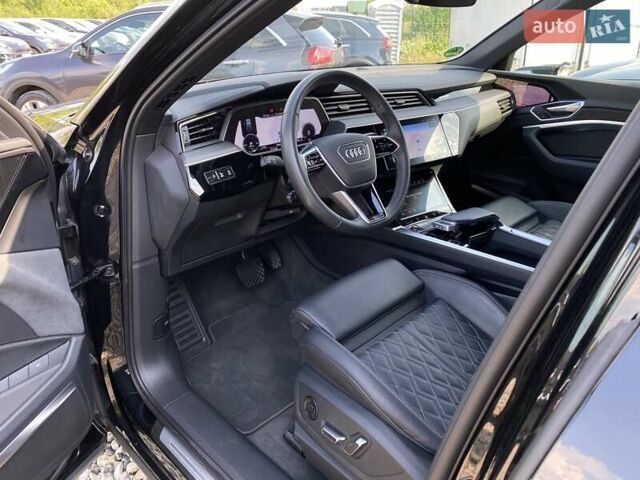 Черный Ауди E-Tron, объемом двигателя 0 л и пробегом 63 тыс. км за 49500 $, фото 1 на Automoto.ua