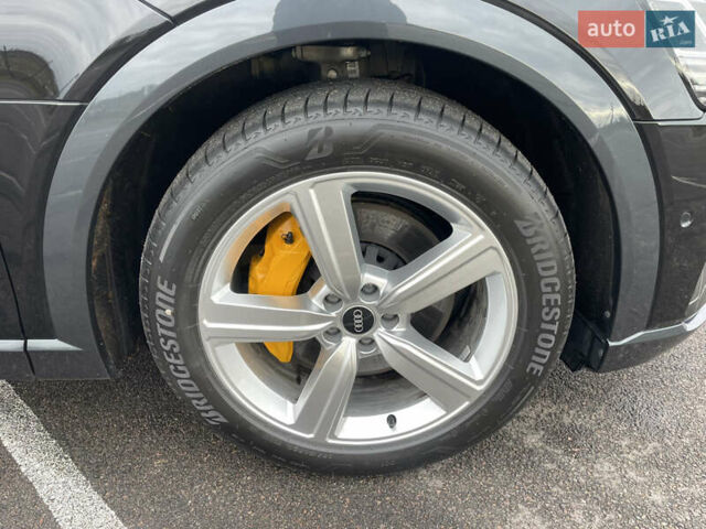 Чорний Ауді E-Tron, об'ємом двигуна 0 л та пробігом 22 тис. км за 33999 $, фото 26 на Automoto.ua