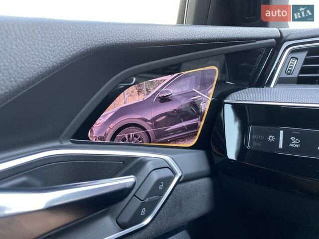 Черный Ауди E-Tron, объемом двигателя 0 л и пробегом 63 тыс. км за 49500 $, фото 9 на Automoto.ua