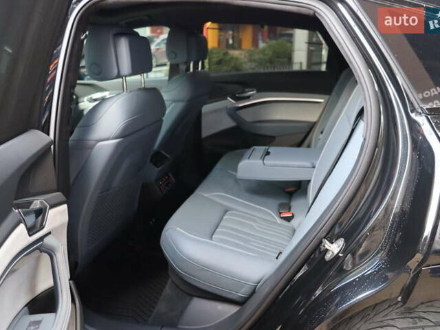 Черный Ауди E-Tron, объемом двигателя 0 л и пробегом 50 тыс. км за 39900 $, фото 43 на Automoto.ua