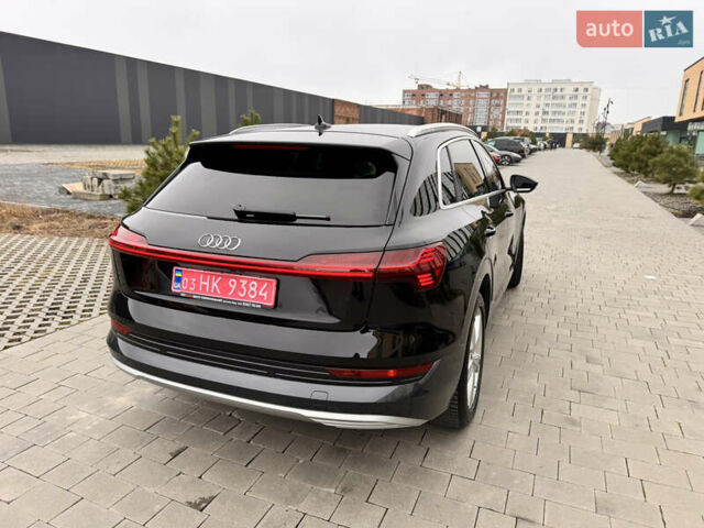 Чорний Ауді E-Tron, об'ємом двигуна 0 л та пробігом 35 тис. км за 37300 $, фото 18 на Automoto.ua