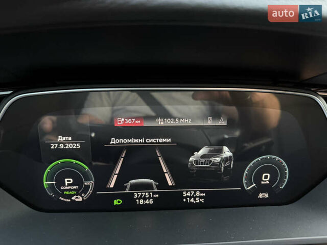 Чорний Ауді E-Tron, об'ємом двигуна 0 л та пробігом 35 тис. км за 37900 $, фото 9 на Automoto.ua