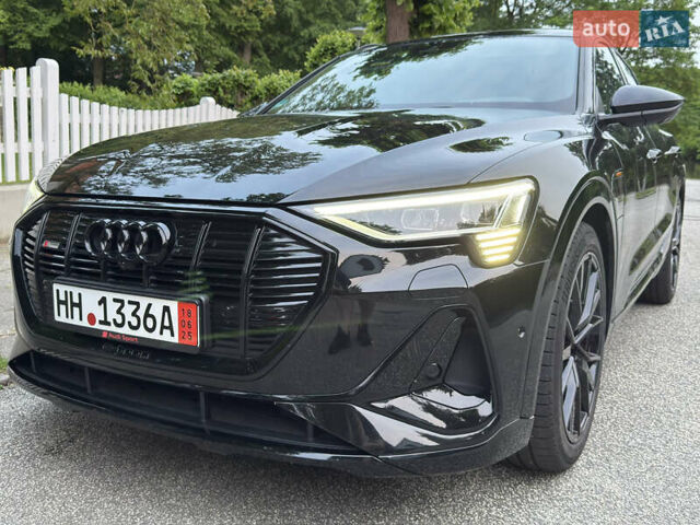 Черный Ауди E-Tron, объемом двигателя 0 л и пробегом 76 тыс. км за 40999 $, фото 6 на Automoto.ua