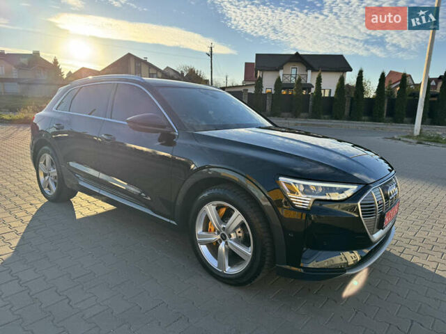 Черный Ауди E-Tron, объемом двигателя 0 л и пробегом 38 тыс. км за 37300 $, фото 7 на Automoto.ua