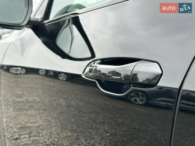 Чорний Ауді E-Tron, об'ємом двигуна 0 л та пробігом 32 тис. км за 44769 $, фото 16 на Automoto.ua