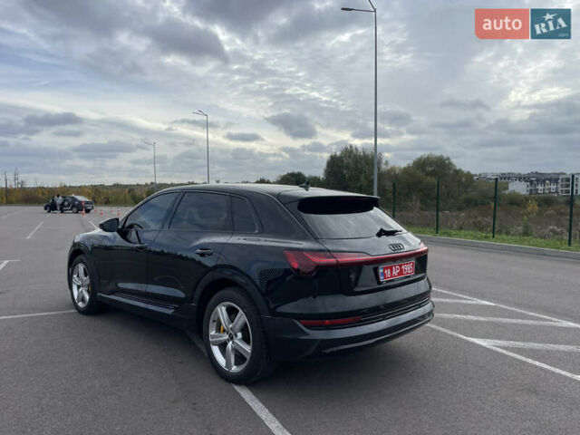 Чорний Ауді E-Tron, об'ємом двигуна 0 л та пробігом 21 тис. км за 34950 $, фото 17 на Automoto.ua