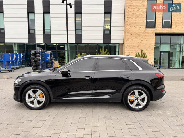 Чорний Ауді E-Tron, об'ємом двигуна 0 л та пробігом 35 тис. км за 37300 $, фото 10 на Automoto.ua