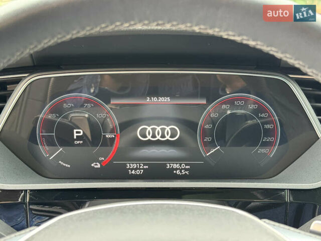 Чорний Ауді E-Tron, об'ємом двигуна 0 л та пробігом 34 тис. км за 39500 $, фото 51 на Automoto.ua