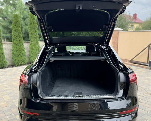 Чорний Ауді E-Tron, об'ємом двигуна 0 л та пробігом 34 тис. км за 39500 $, фото 83 на Automoto.ua