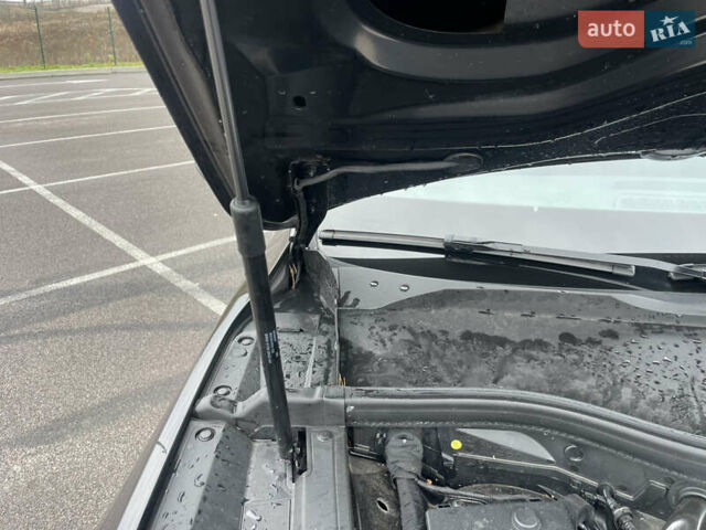 Чорний Ауді E-Tron, об'ємом двигуна 0 л та пробігом 22 тис. км за 33999 $, фото 35 на Automoto.ua