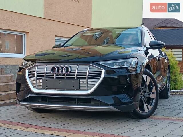 Черный Ауди E-Tron, объемом двигателя 0 л и пробегом 120 тыс. км за 35750 $, фото 1 на Automoto.ua