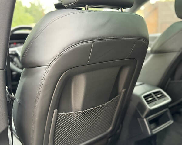 Чорний Ауді E-Tron, об'ємом двигуна 0 л та пробігом 34 тис. км за 39500 $, фото 63 на Automoto.ua