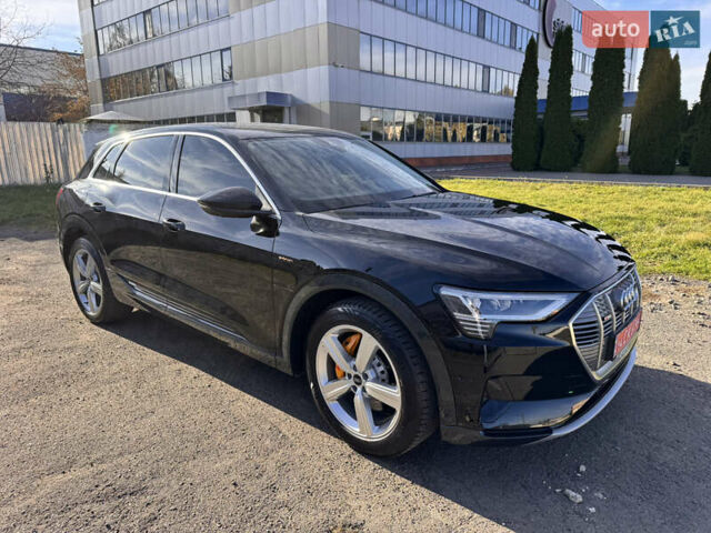 Чорний Ауді E-Tron, об'ємом двигуна 0 л та пробігом 70 тис. км за 36900 $, фото 9 на Automoto.ua