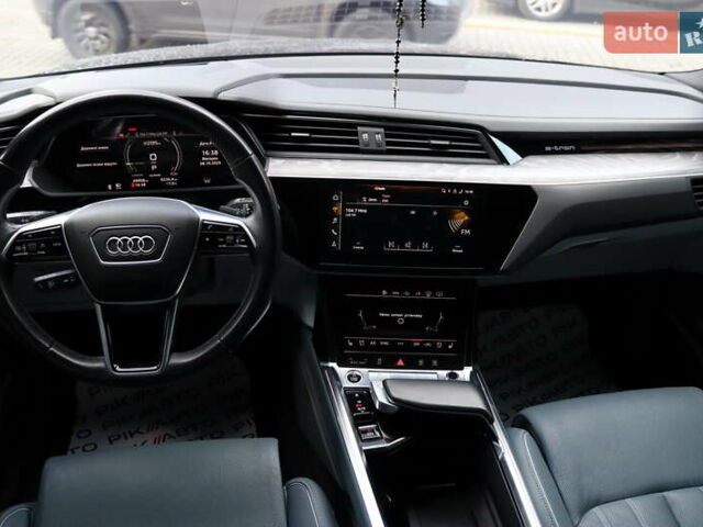 Черный Ауди E-Tron, объемом двигателя 0 л и пробегом 50 тыс. км за 39900 $, фото 46 на Automoto.ua