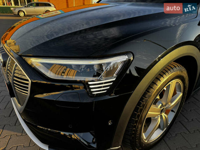 Черный Ауди E-Tron, объемом двигателя 0 л и пробегом 38 тыс. км за 37300 $, фото 41 на Automoto.ua