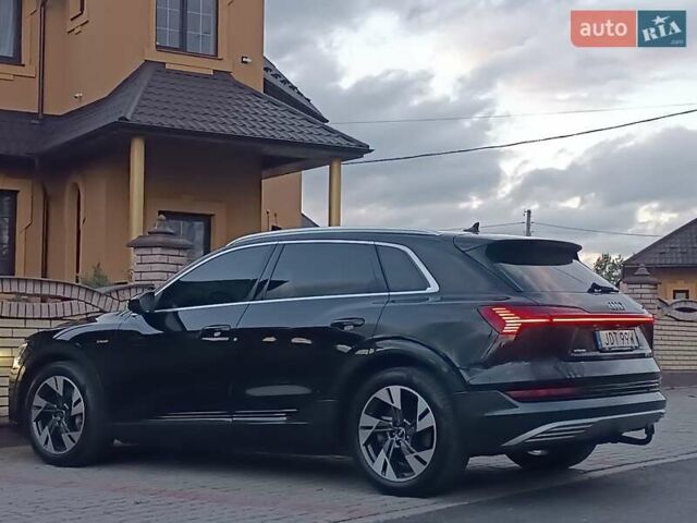 Черный Ауди E-Tron, объемом двигателя 0 л и пробегом 120 тыс. км за 35950 $, фото 18 на Automoto.ua