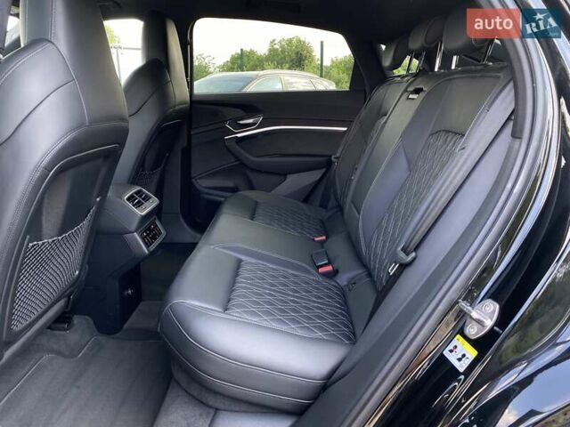 Черный Ауди E-Tron, объемом двигателя 0 л и пробегом 63 тыс. км за 49500 $, фото 109 на Automoto.ua