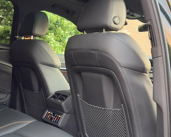 Черный Ауди E-Tron, объемом двигателя 0 л и пробегом 76 тыс. км за 40999 $, фото 60 на Automoto.ua