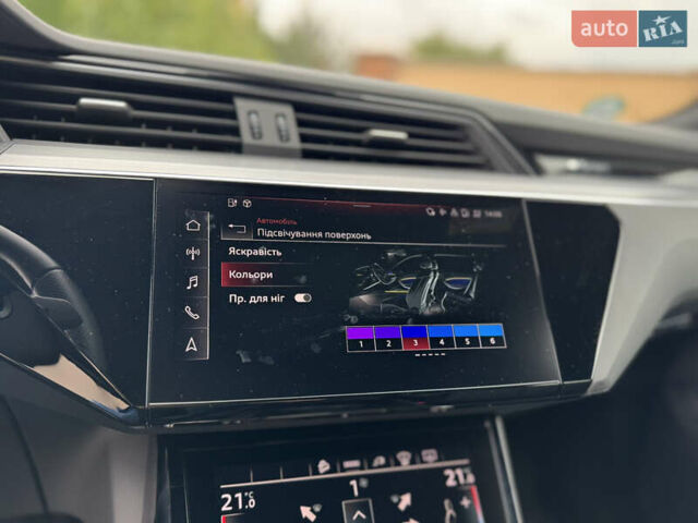 Чорний Ауді E-Tron, об'ємом двигуна 0 л та пробігом 34 тис. км за 39500 $, фото 55 на Automoto.ua