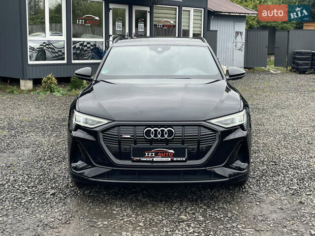 Чорний Ауді E-Tron, об'ємом двигуна 0 л та пробігом 32 тис. км за 44769 $, фото 3 на Automoto.ua