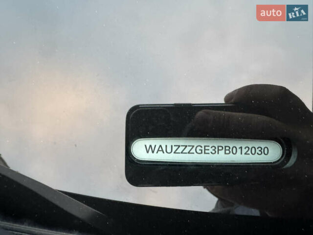 Чорний Ауді E-Tron, об'ємом двигуна 0 л та пробігом 35 тис. км за 37900 $, фото 59 на Automoto.ua