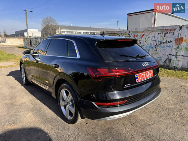 Чорний Ауді E-Tron, об'ємом двигуна 0 л та пробігом 70 тис. км за 36900 $, фото 15 на Automoto.ua