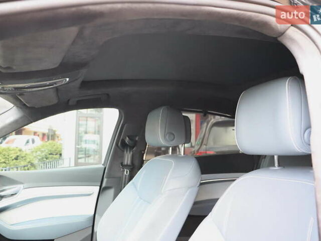 Черный Ауди E-Tron, объемом двигателя 0 л и пробегом 50 тыс. км за 39900 $, фото 20 на Automoto.ua