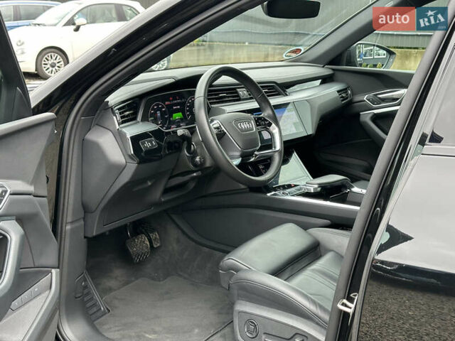 Чорний Ауді E-Tron, об'ємом двигуна 0 л та пробігом 32 тис. км за 44769 $, фото 27 на Automoto.ua