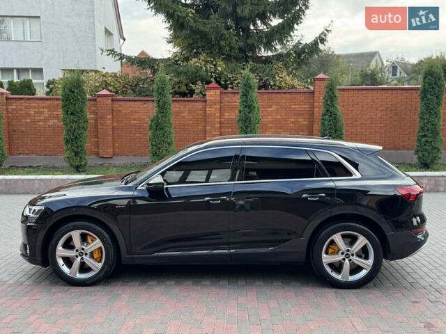 Черный Ауди E-Tron, объемом двигателя 0 л и пробегом 42 тыс. км за 38500 $, фото 9 на Automoto.ua