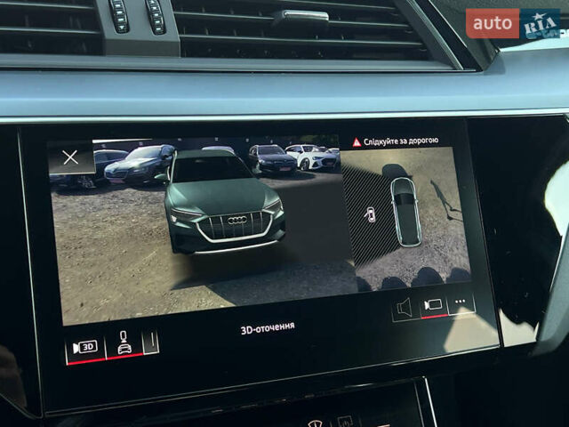 Черный Ауди E-Tron, объемом двигателя 0 л и пробегом 29 тыс. км за 43606 $, фото 71 на Automoto.ua