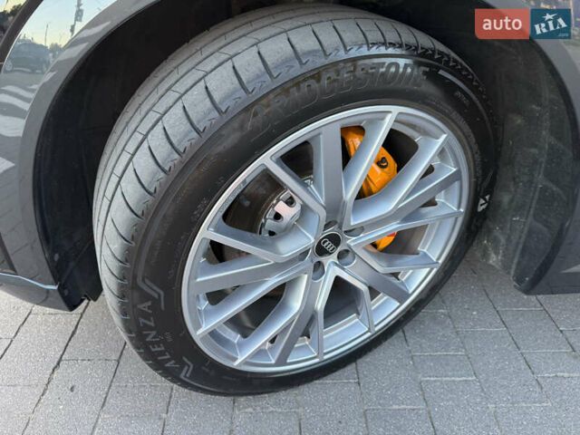 Чорний Ауді E-Tron, об'ємом двигуна 0 л та пробігом 35 тис. км за 37900 $, фото 3 на Automoto.ua