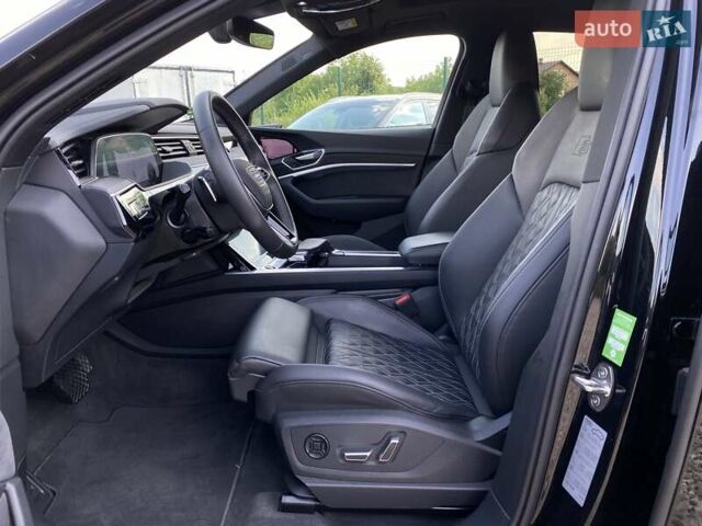 Черный Ауди E-Tron, объемом двигателя 0 л и пробегом 63 тыс. км за 49500 $, фото 2 на Automoto.ua
