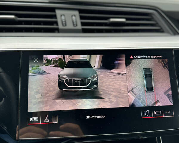 Чорний Ауді E-Tron, об'ємом двигуна 0 л та пробігом 34 тис. км за 39500 $, фото 59 на Automoto.ua