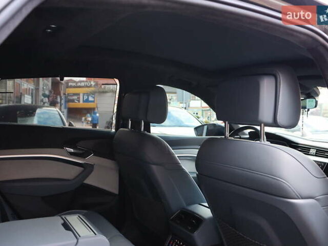 Черный Ауди E-Tron, объемом двигателя 0 л и пробегом 50 тыс. км за 39900 $, фото 51 на Automoto.ua