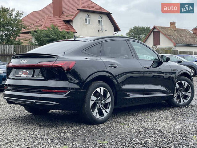 Чорний Ауді E-Tron, об'ємом двигуна 0 л та пробігом 32 тис. км за 44769 $, фото 8 на Automoto.ua