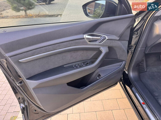 Ауди E-Tron 2023 в Хмельницком на Automoto.ua Черный Ауди E-Tron, объемом двигателя 0 л и пробегом 38 тыс. км за 37900 $, фото 23 на Automoto.ua