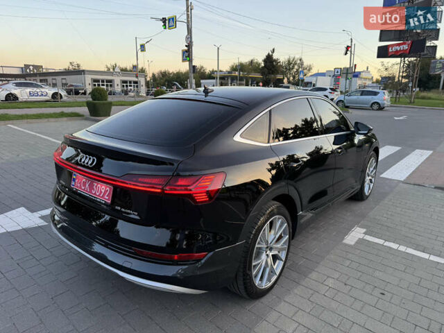 Чорний Ауді E-Tron, об'ємом двигуна 0 л та пробігом 35 тис. км за 38200 $, фото 55 на Automoto.ua