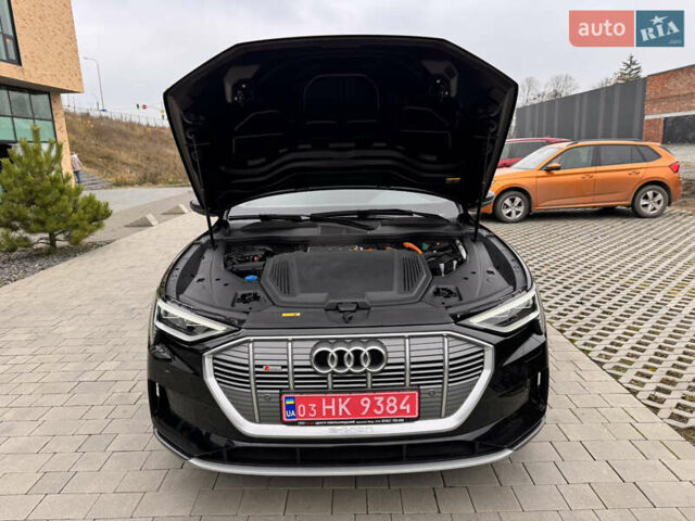 Чорний Ауді E-Tron, об'ємом двигуна 0 л та пробігом 35 тис. км за 37300 $, фото 51 на Automoto.ua
