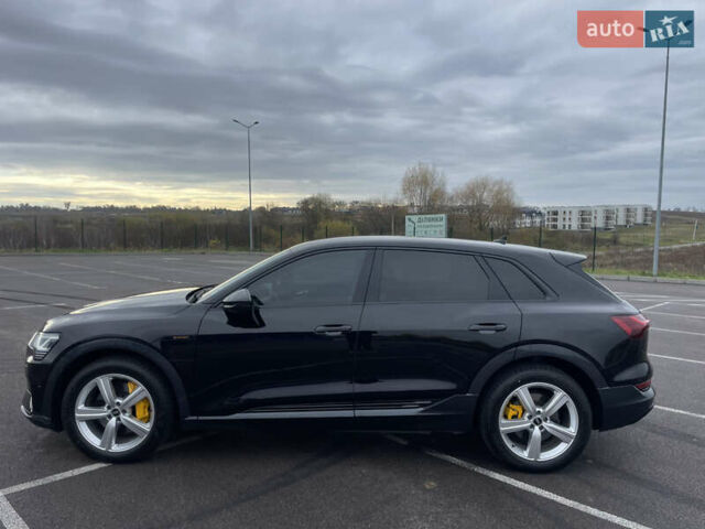 Чорний Ауді E-Tron, об'ємом двигуна 0 л та пробігом 22 тис. км за 33999 $, фото 7 на Automoto.ua