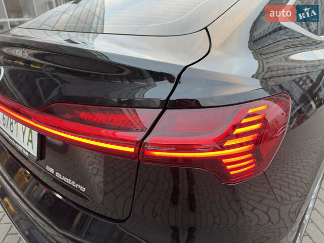 Чорний Ауді E-Tron, об'ємом двигуна 0 л та пробігом 35 тис. км за 37900 $, фото 55 на Automoto.ua